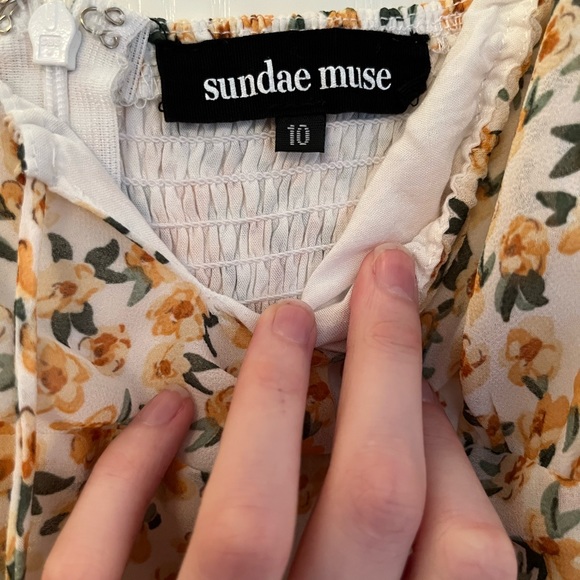 Sundae Muse Dress - Picture 3 of 4